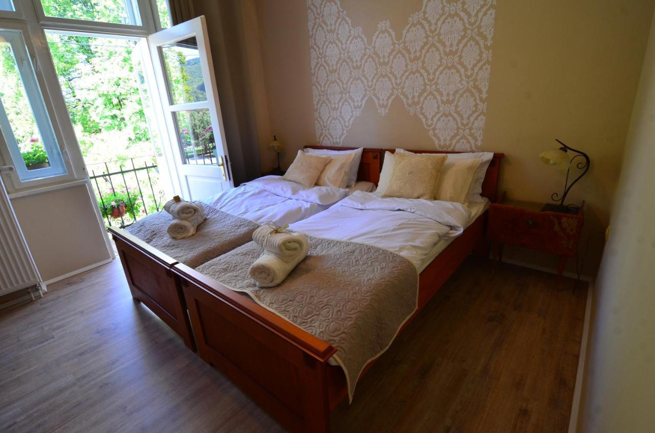 Baronka Bed & Breakfast & Bistrot Betliar Exterior photo